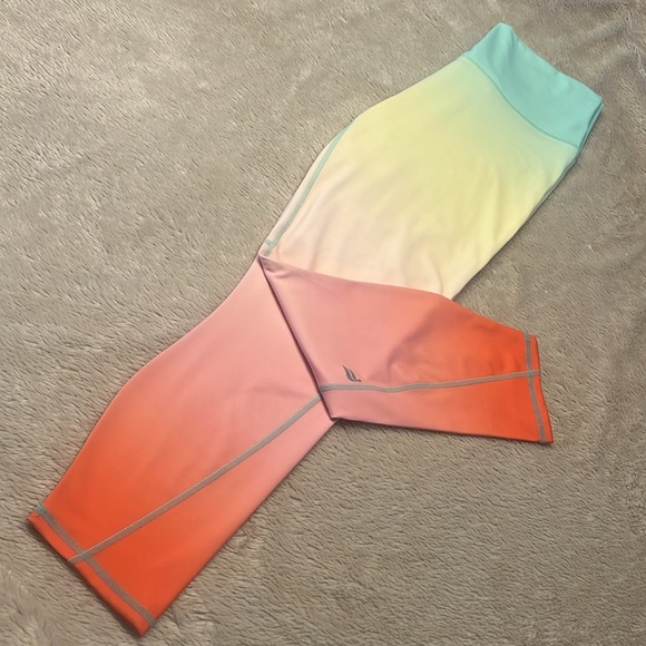 FABLETICS PureLuxe Ultra High-Waisted 7/8 Leggings - Picture 3 of 11